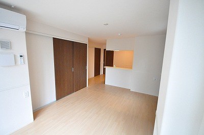 エバーグリーン小倉 リビング