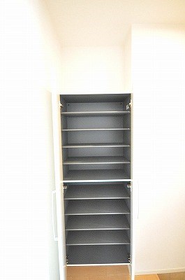 セゾン・ド・フルール 玄関