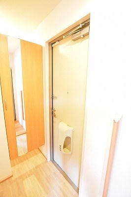 ｍｏｒｅｐｌｕｓ砂津 (モアプラス砂津) 玄関