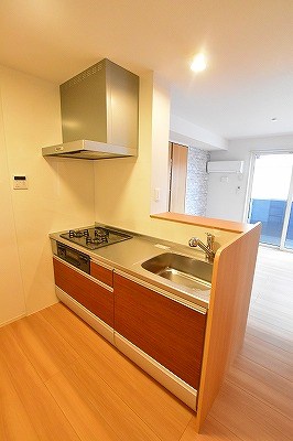 ｍｏｒｅｐｌｕｓ砂津 (モアプラス砂津) キッチン