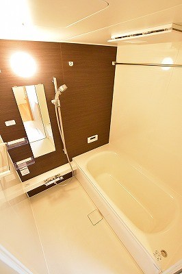 ｍｏｒｅｐｌｕｓ砂津 (モアプラス砂津) 風呂画像