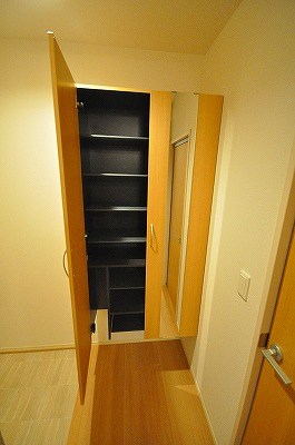 ｍｏｒｅｐｌｕｓ砂津 (モアプラス砂津) 玄関