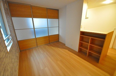 ｍｏｒｅｐｌｕｓ砂津 (モアプラス砂津) リビング