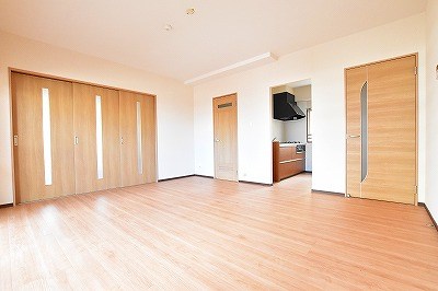 ルーブル黄金 リビング