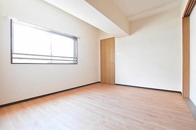 ルーブル黄金 ベッドルーム