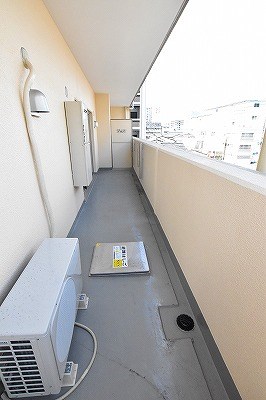 ルーブル黄金 ベランダ