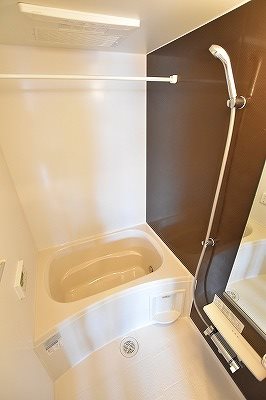 ラインハイム横代   風呂画像