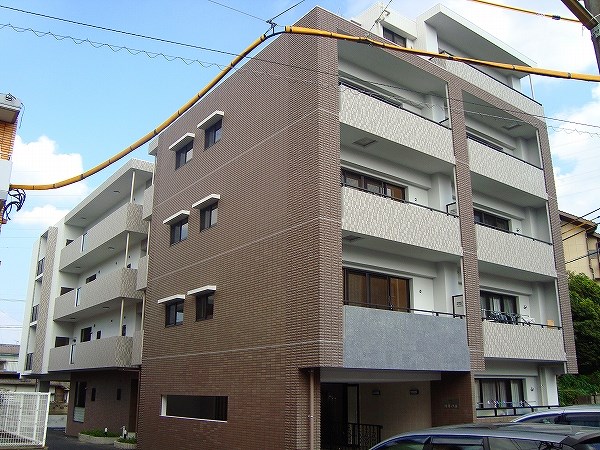 ルネス到津の森  303号室 外観