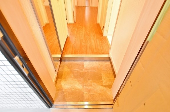 フェルト１０２１   玄関