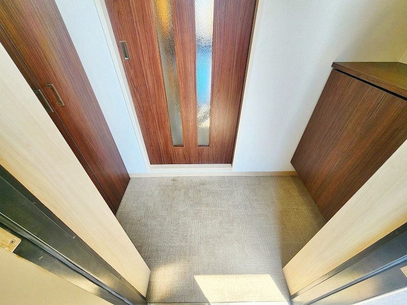 シャーメゾンステージ片野 玄関