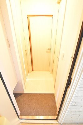 ヴェルジェ深田Ⅴ 玄関