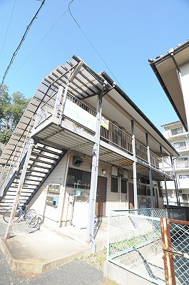 篠崎ハイツ 203号室 外観