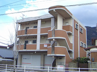 ヴァリーゴールド足立 302号室 外観