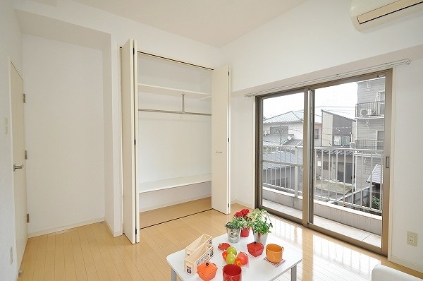 ラフィーネ小倉   ベッドルーム