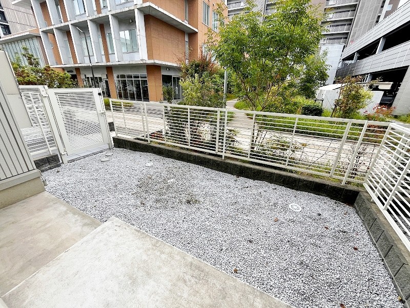 ザ・レジデンスBonjono West（ザ・レジデンスボンジョーノ　ウエスト） ベランダ