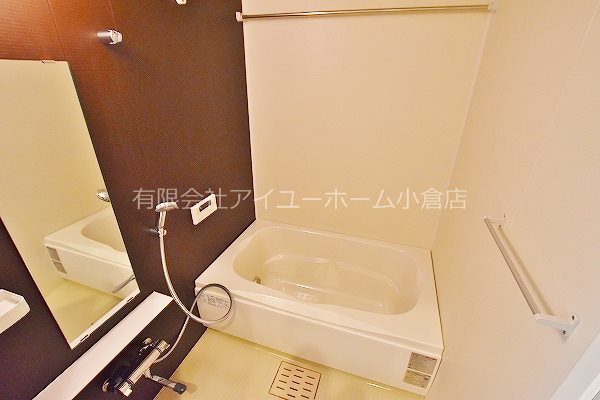 ウイングス城野駅前 風呂画像