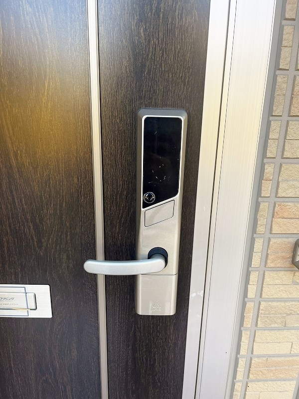 Une beau palais（ｴﾇﾎﾞｰﾊﾟﾚ）  玄関