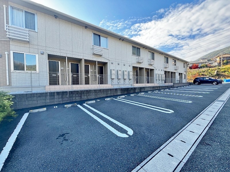 Une beau palais（ｴﾇﾎﾞｰﾊﾟﾚ）  その他外観3