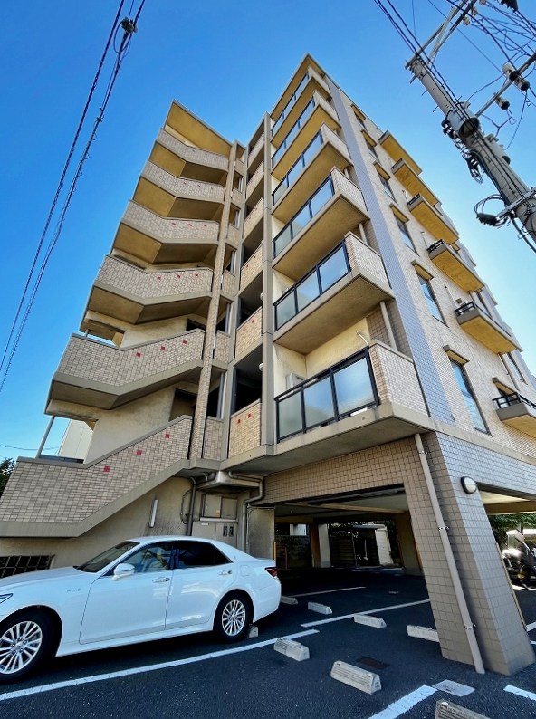 リバージュ中井 302号室 外観