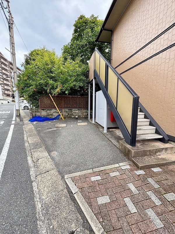 ビーライン足原 駐車場