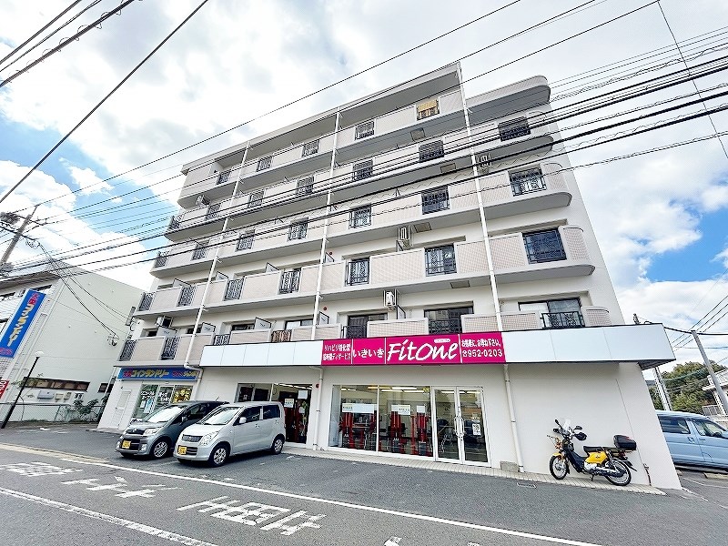 ベルメゾン三郎丸  202号室 外観