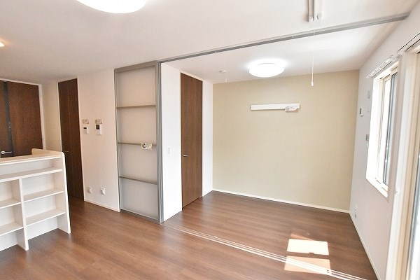 Une beau palais（ｴﾇﾎﾞｰﾊﾟﾚ）   ベッドルーム