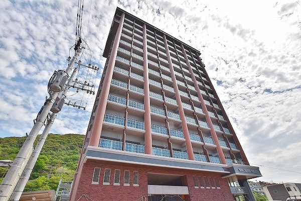 ロイヤルシーサイドテラス 302号室 外観
