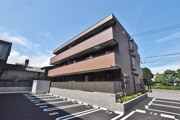 Polonia Matsubara Ｂ棟 (ポロニア松原Ｂ棟) 202号室 外観