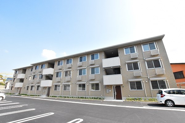 サンヒルズ守恒 303号室 外観