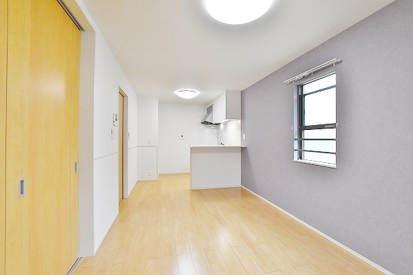 クレメント小倉南壱番館 リビング