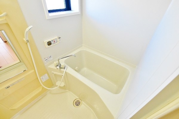 ルミエール赤坂 　 風呂画像