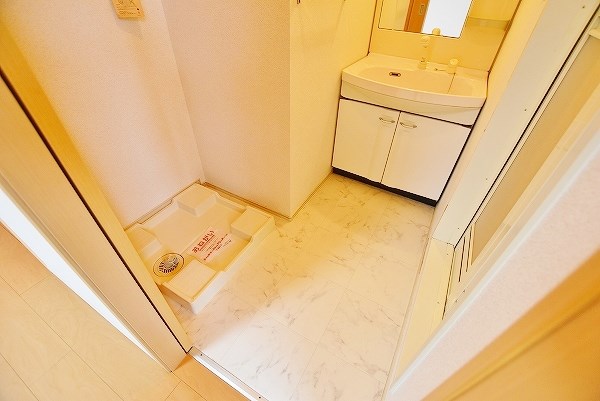 ラインハイム足立山Ａ棟 その他36