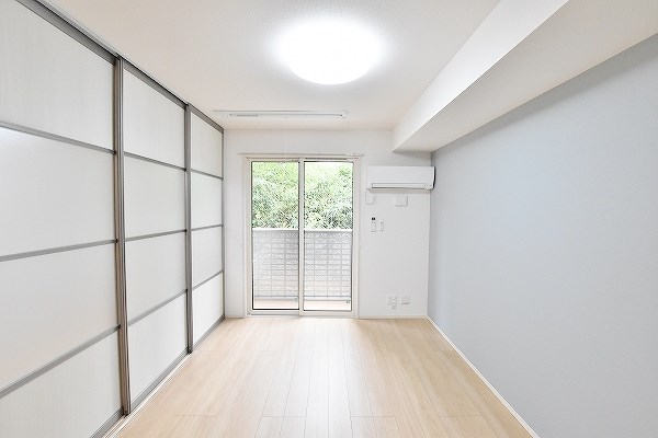 paisible　palais(ペイスブル　パレ) その他7