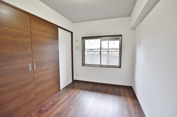 アースコートＹ&amp;rsquo;Ｓシティ下曽根駅前 ベッドルーム