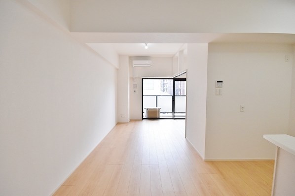 グランシャリオ三萩野 リビング