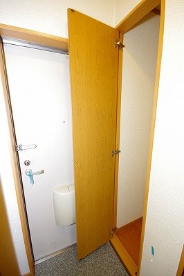 ヴィラージュＤ 玄関