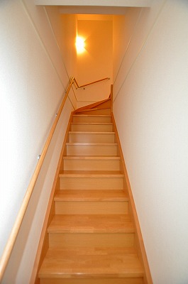 ラインハイム足立山Ｃ 玄関