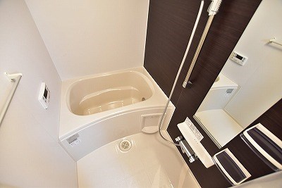 エヴァーグリーンQ 風呂画像