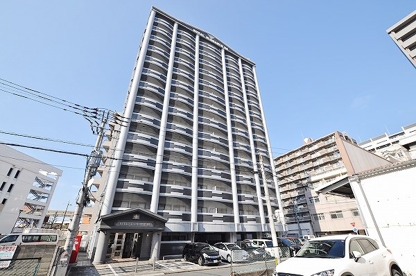 ロイヤルエレガンス 1206号室 外観