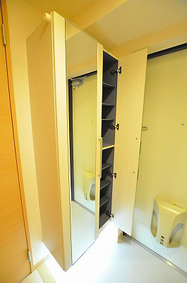 パークサイドヴィラ 玄関