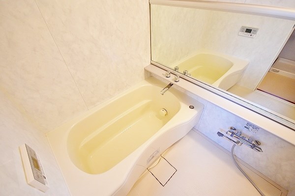 ニューガイア上石田  風呂画像