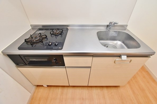 Studie TOBIHATA (スタディ飛幡)   キッチン