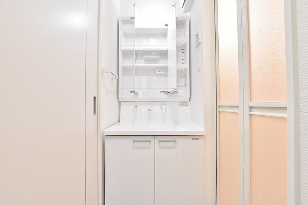 Studie TOBIHATA (スタディ飛幡)   その他1