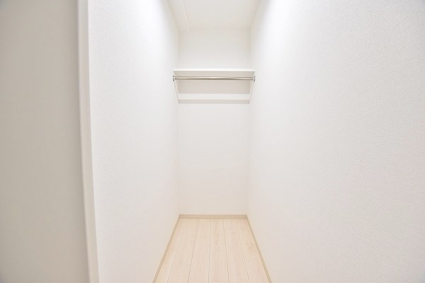 Studie TOBIHATA (スタディ飛幡)   その他5