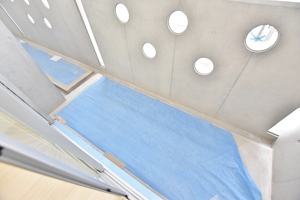 Studie TOBIHATA (スタディ飛幡)   ベランダ