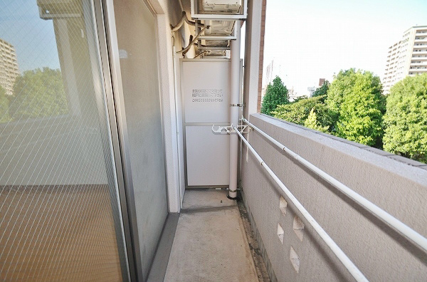 吉野町ワンルームマンション  ベランダ