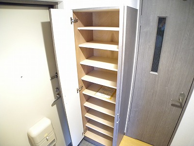 ロイヤルセンターＢＬＤ  その他13