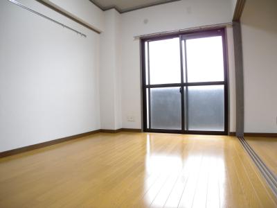 ロイヤルセンターＢＬＤ  ベッドルーム