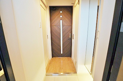 アルティザ小倉 玄関