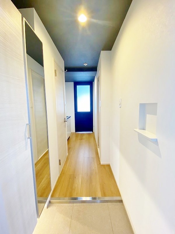 アクシオ片野  玄関